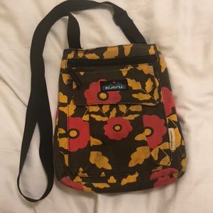 Kavu crossbody purse